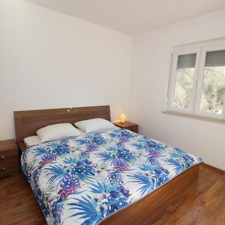 Apartments Vesna Punat Bagian luar foto