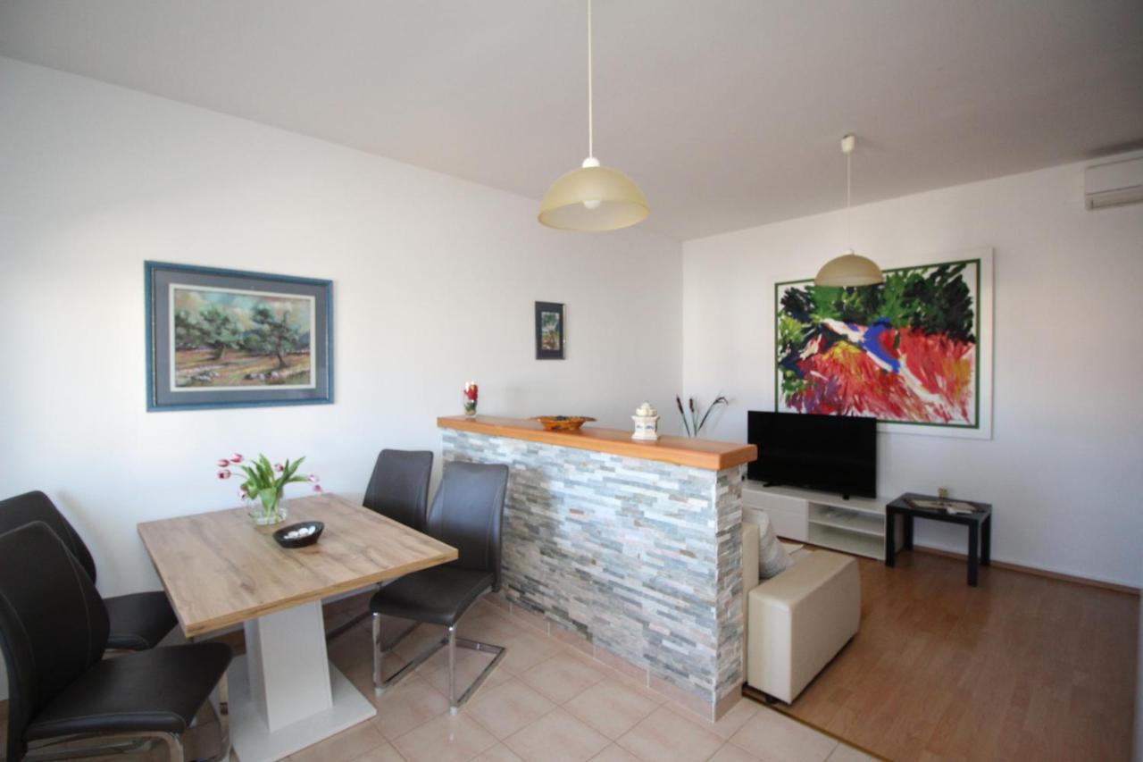 Apartments Vesna Punat Bagian luar foto